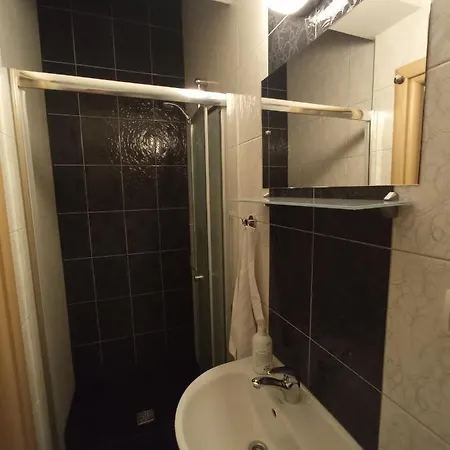 Lovely Center Guest house
