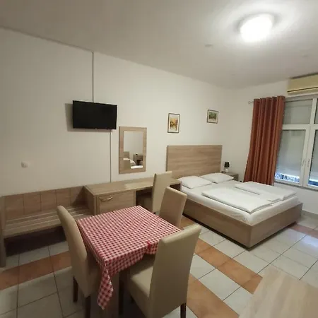 Guest house Lovely Center *