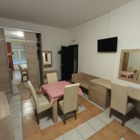 Lovely Center 모스타르