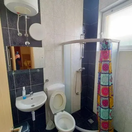 Lovely Center Guest house *