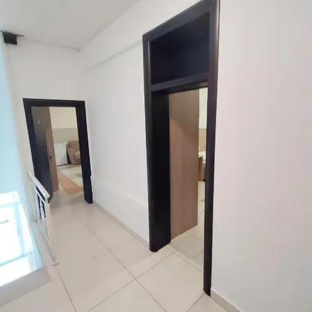 Lovely Center 게스트하우스