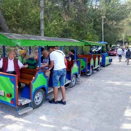 Lovely Center 3* 모스타르